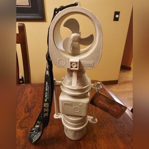 Star Wars Galaxy Edge Black Spire Outpost working mist fan from Universal.